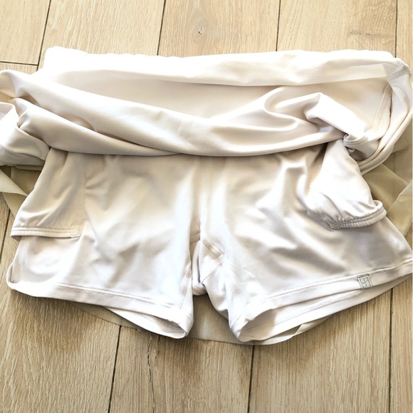 Nike Fit Dry Y2K Tennis Mesh Logo Embroidered Skirt in Light Yellow Size XS - Picture 9 of 10